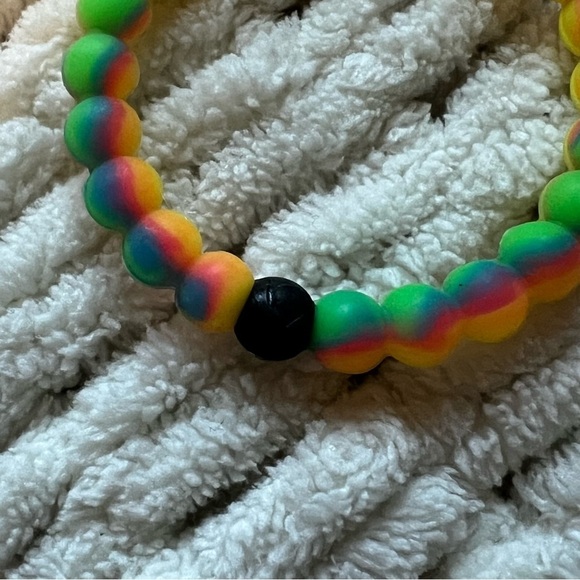 Lokai Bracelet - Picture 5 of 6